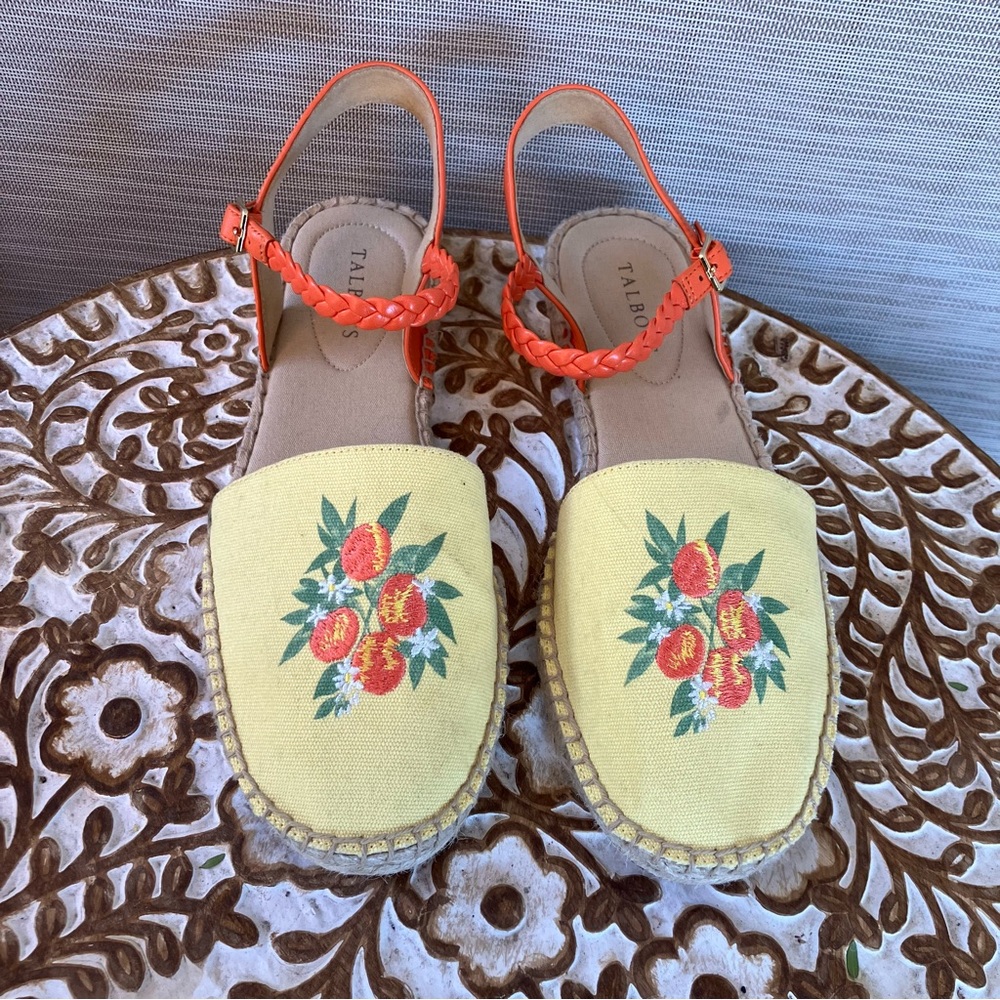 Talbots IZZY BRAID EMBROIDERED CANVAS ESPADRILLES 10M - Picture 4 of 11